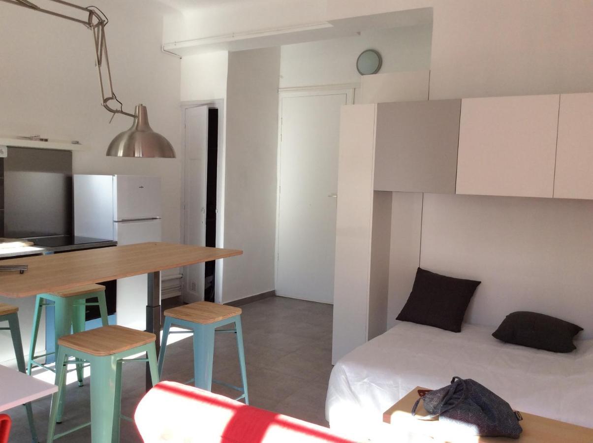 Confort, Central Studio Apartment ตูลง ภายนอก รูปภาพ