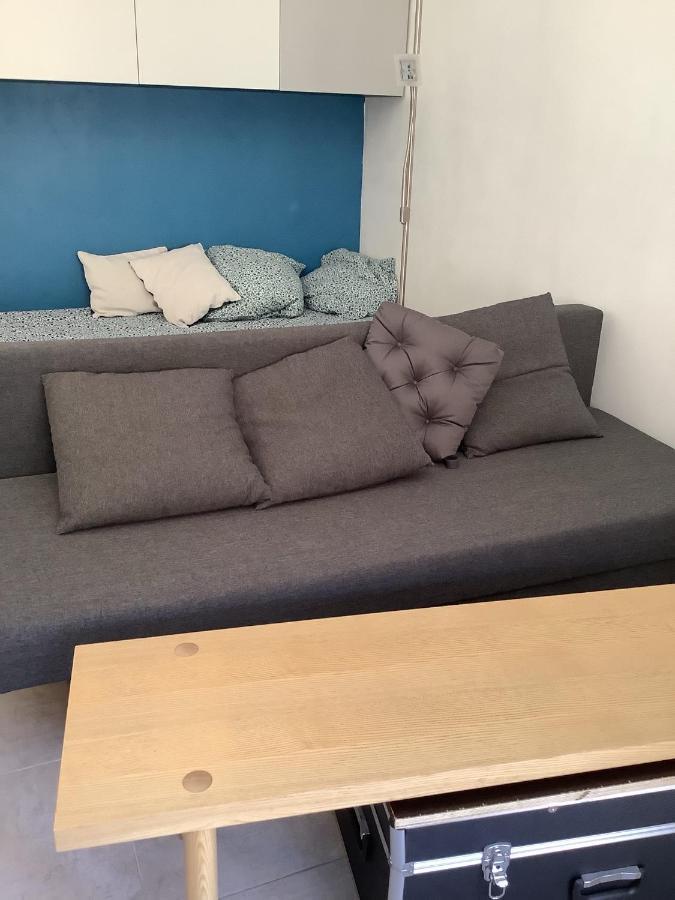 Confort, Central Studio Apartment ตูลง ภายนอก รูปภาพ
