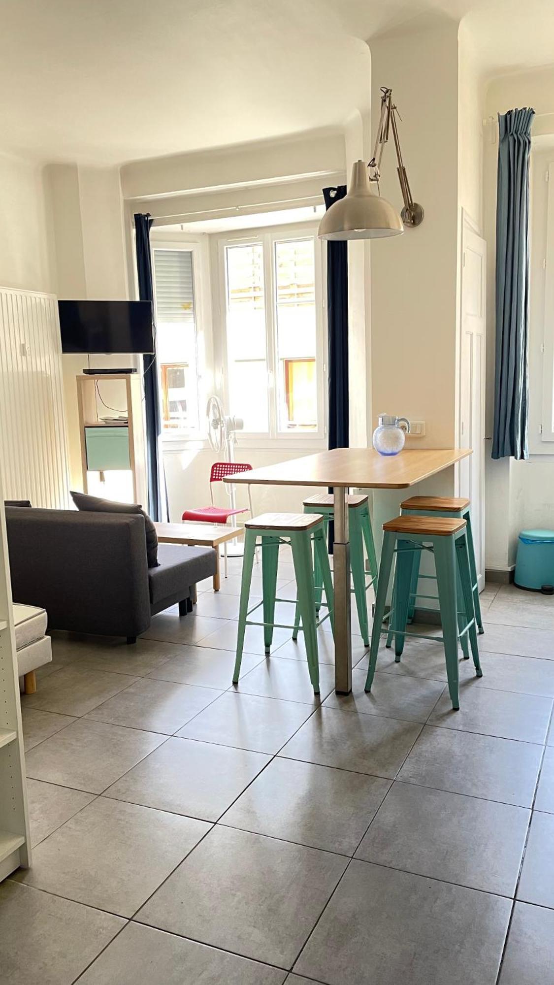 Confort, Central Studio Apartment ตูลง ภายนอก รูปภาพ